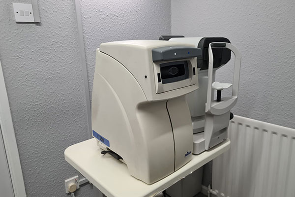 attewell-and-hardwick-eyecare-equipment-2